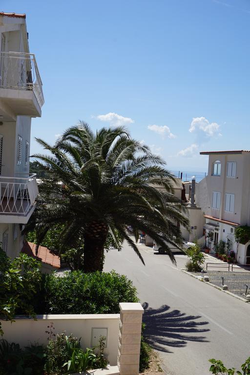 Apartment Nena & Petar Makarska Esterno foto