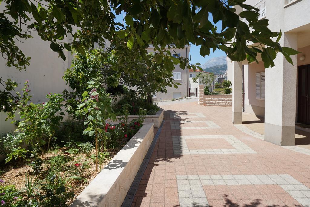 Apartment Nena & Petar Makarska Esterno foto