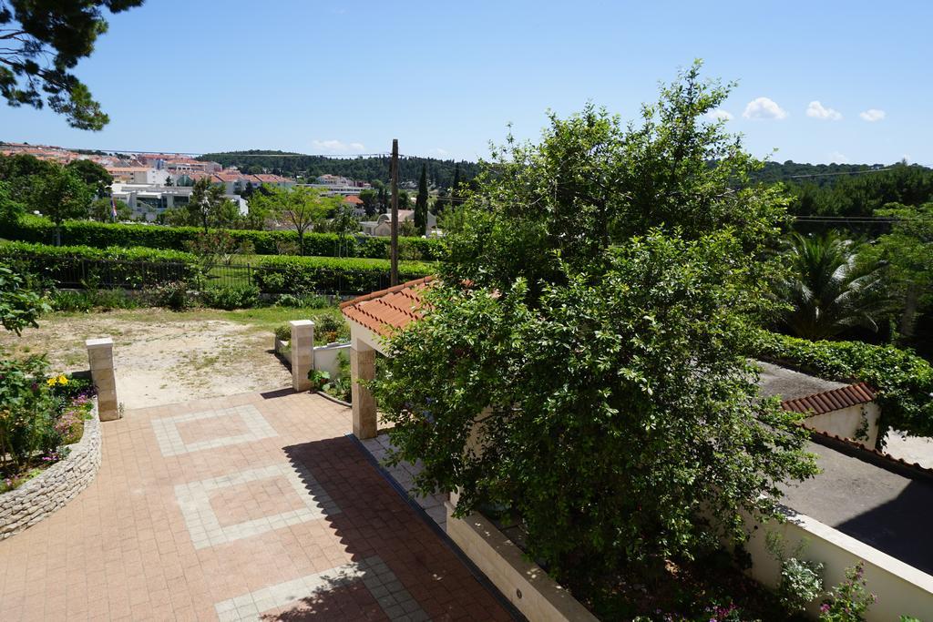 Apartment Nena & Petar Makarska Esterno foto