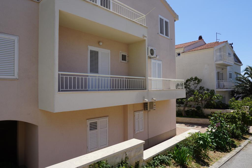 Apartment Nena & Petar Makarska Esterno foto