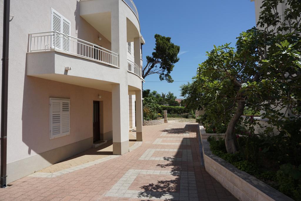 Apartment Nena & Petar Makarska Esterno foto