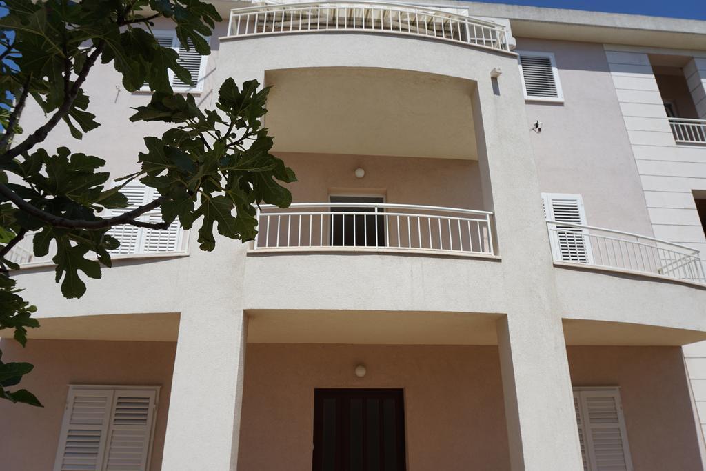 Apartment Nena & Petar Makarska Esterno foto