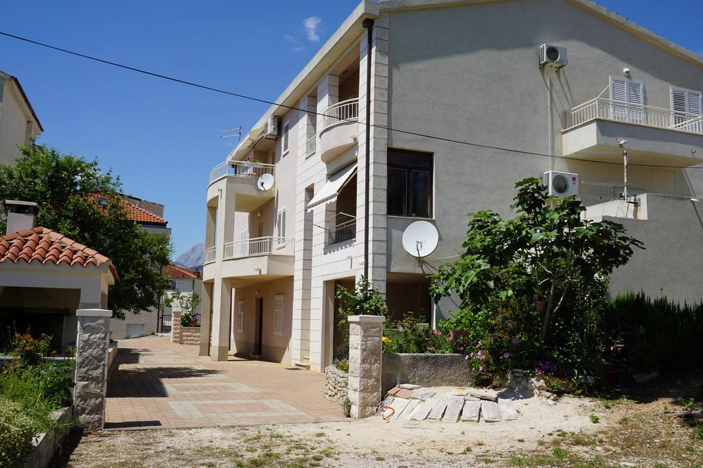 Apartment Nena & Petar Makarska Esterno foto