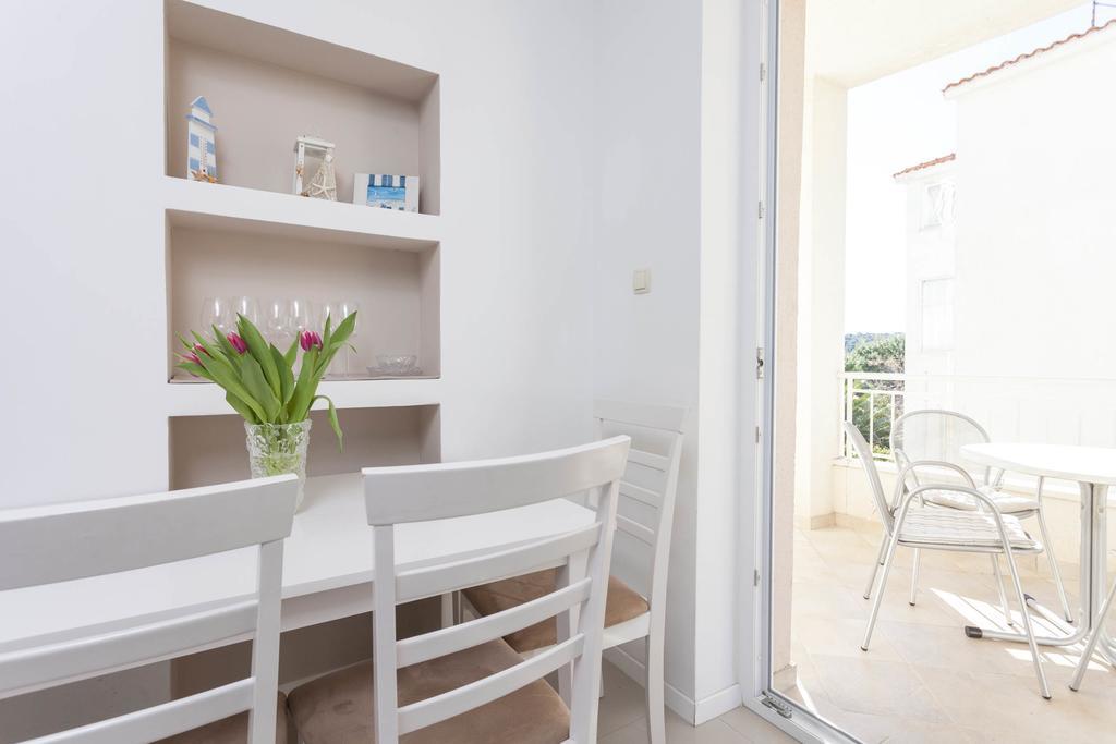 Apartment Nena & Petar Makarska Esterno foto
