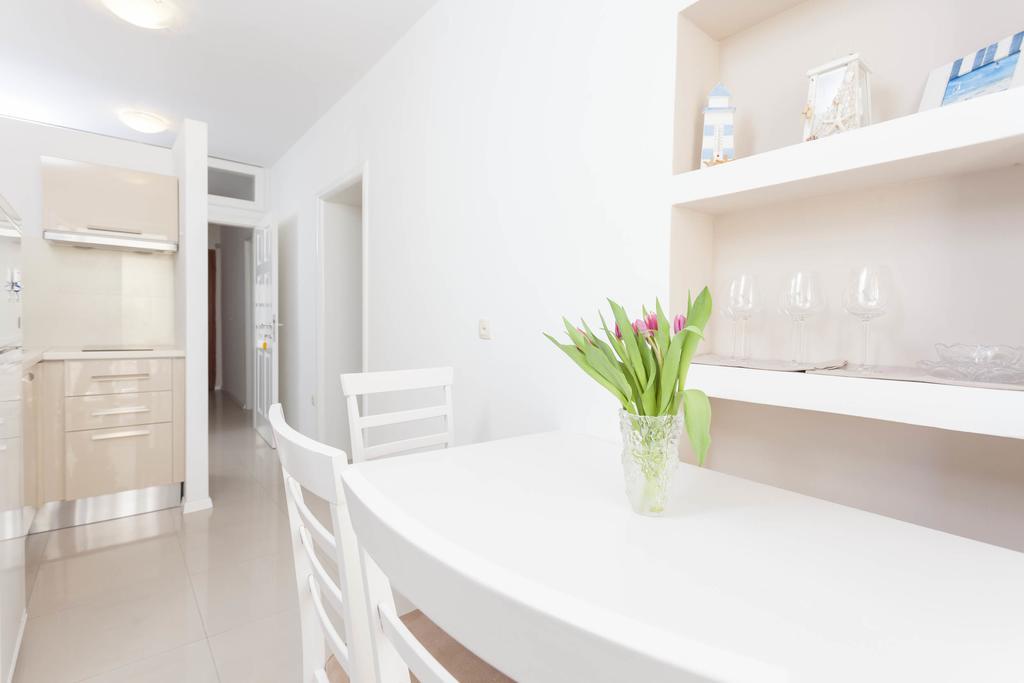 Apartment Nena & Petar Makarska Esterno foto